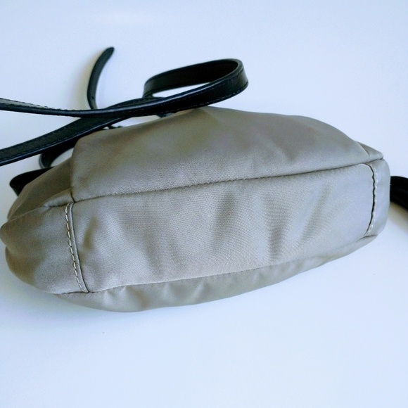 VINCE CAMUTO Crossbody Bag - Picture 7 of 12